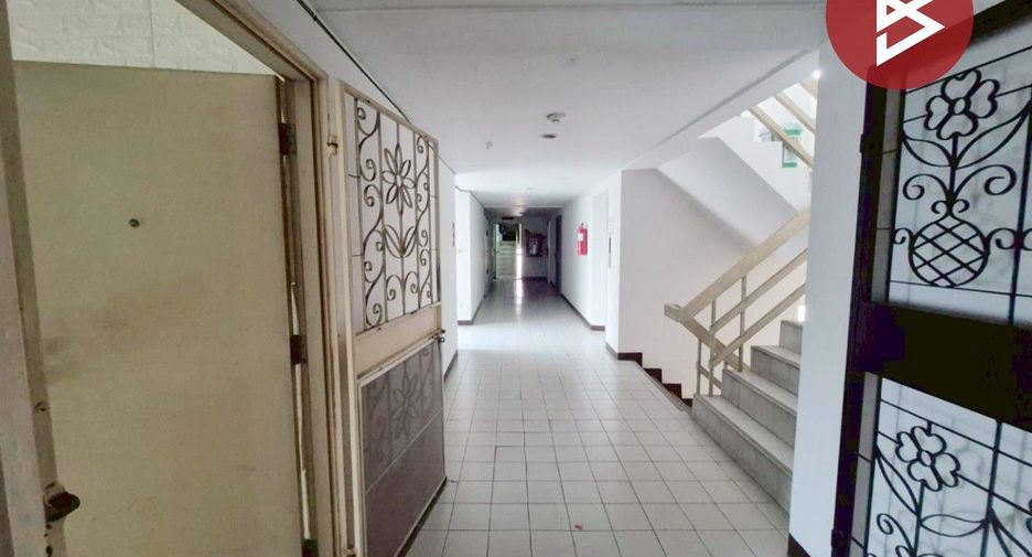 For sale 2 bedrooms condo in Mueang Samut Prakan, Samut Prakan