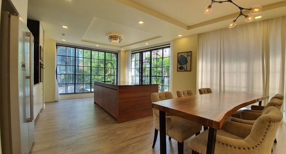 For rent 3 ベッドルーム apartment in Watthana, Bangkok