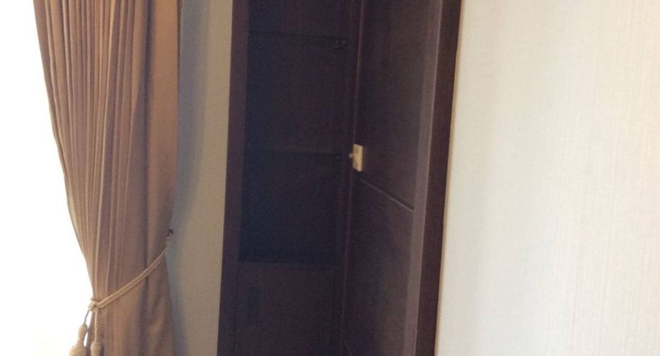 For rent 3 bedrooms apartment in Pathum Wan, Bangkok