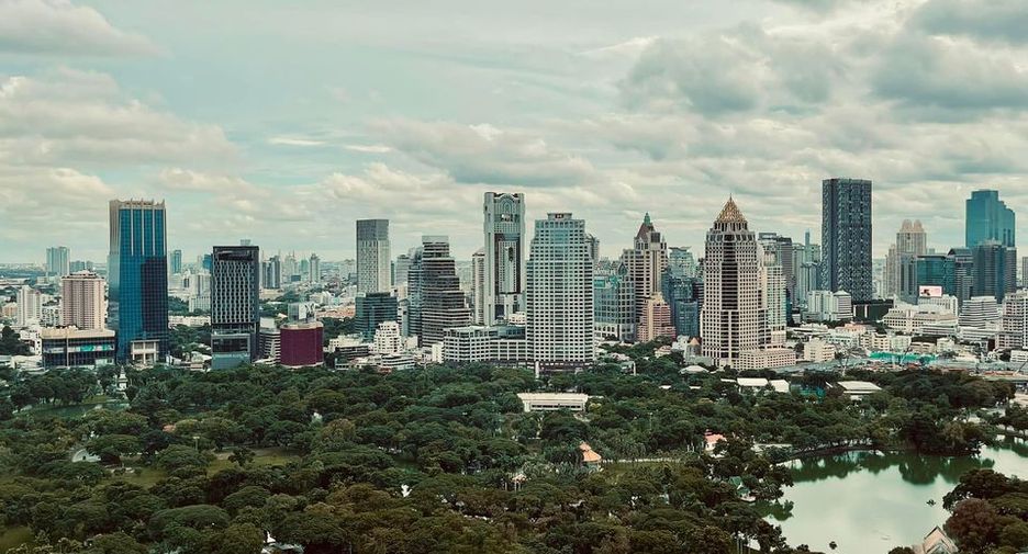 For rent 1 bed apartment in Pathum Wan, Bangkok