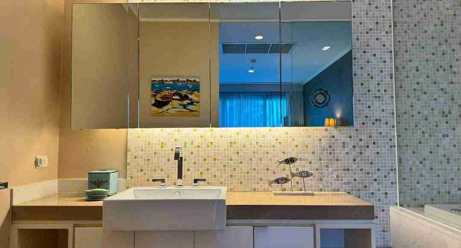 For rent 2 bedrooms condo in Bang Lamung, Chonburi