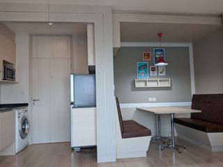 For rent 2 bedrooms apartment in Huai Khwang, Bangkok