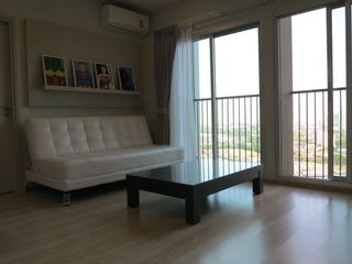 For rent 2 bedrooms apartment in Huai Khwang, Bangkok