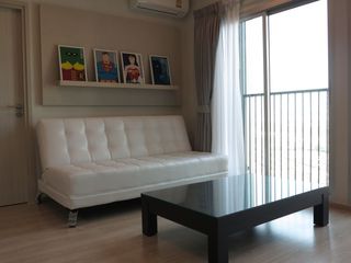 For rent 2 bedrooms apartment in Huai Khwang, Bangkok