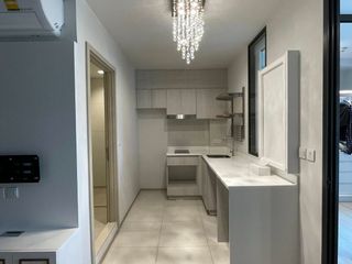 For rent studio apartment in Pathum Wan, Bangkok