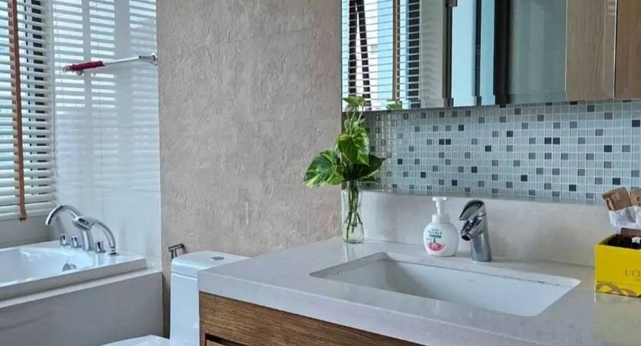 For rent 1 bed apartment in Khlong Toei, Bangkok