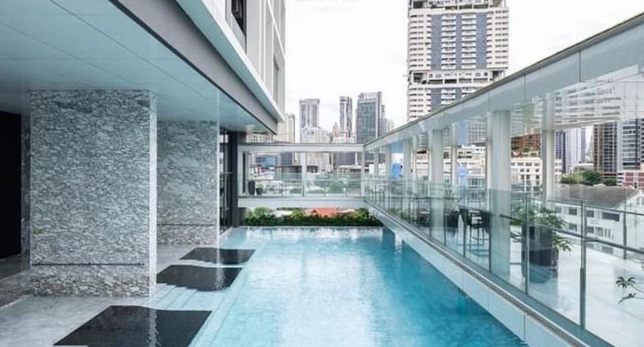 For rent 1 bed apartment in Khlong Toei, Bangkok