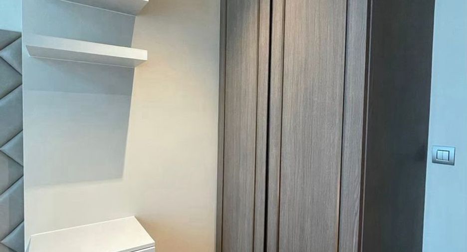 For rent 2 bedrooms apartment in Khlong Toei, Bangkok