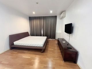 For rent and for sale 2 bedrooms apartment in Huai Khwang, Bangkok