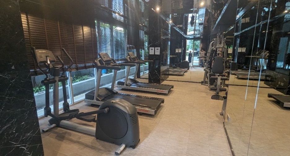 For rent 1 bed apartment in Watthana, Bangkok