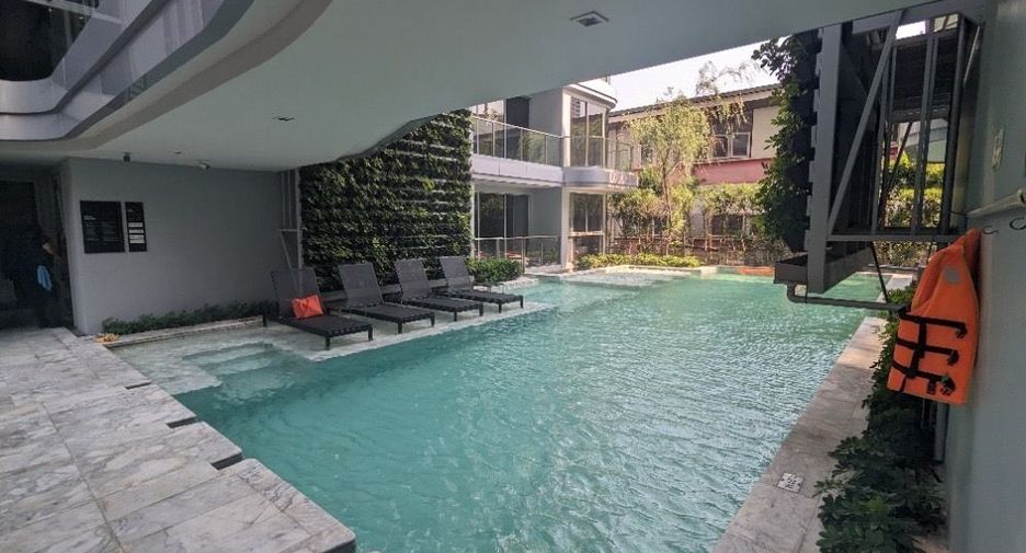 For rent 1 bed apartment in Watthana, Bangkok