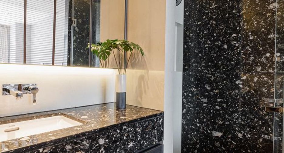 Apartamento en alquiler de 1 habitaciones en Khlong Toei, Bangkok