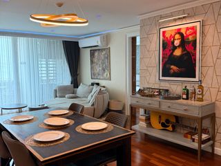 Apartment zum Kauf mit 2 Zimmer in Watthana, Bangkok