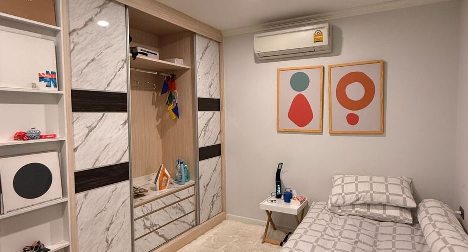 For sale 2 bedrooms apartment in Watthana, Bangkok