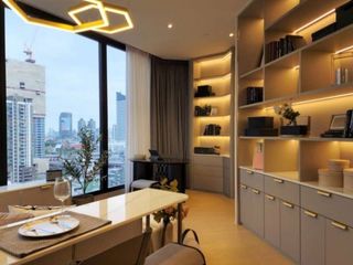 For rent 2 bedrooms apartment in Huai Khwang, Bangkok