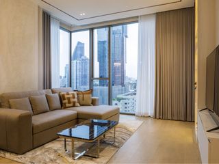 For rent 2 bedrooms apartment in Khlong Toei, Bangkok
