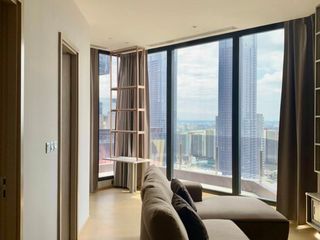 For rent 2 bedrooms apartment in Huai Khwang, Bangkok