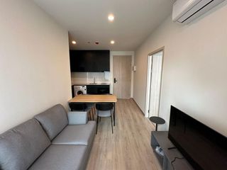 For rent 2 bedrooms apartment in Huai Khwang, Bangkok