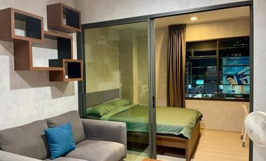 Apartment zur Miete mit 1 Zimmer in Huai Khwang, Bangkok
