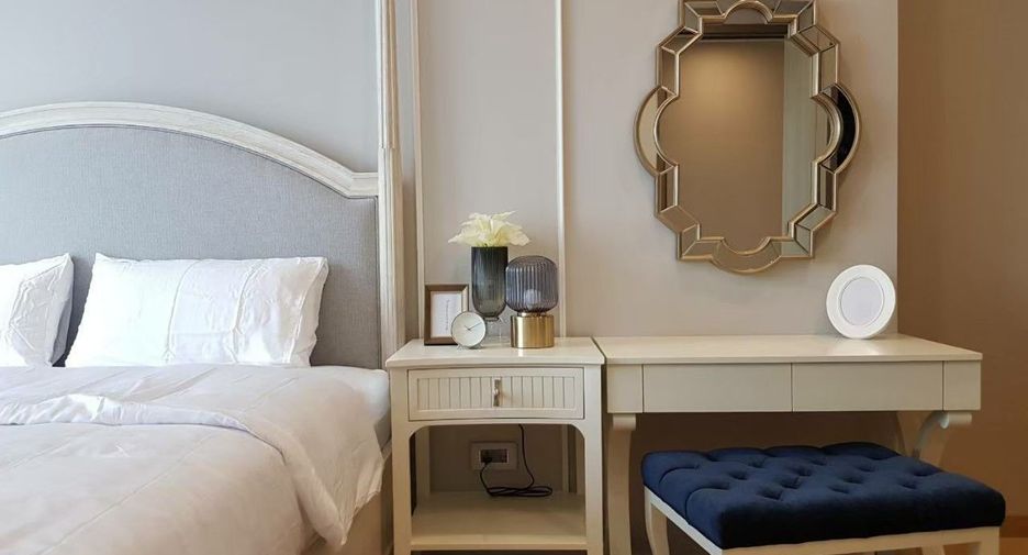 For rent 2 bedrooms apartment in Watthana, Bangkok