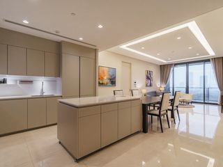 À louer et à vendre 2 chambres appartement à Pathum Wan, Bangkok