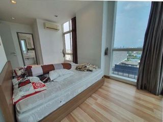 For rent 2 bedrooms condo in Phra Khanong, Bangkok
