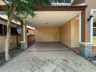 Casa en venta de 3 habitaciones en Phra Nakhon, Bangkok