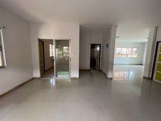 Casa en venta de 3 habitaciones en Phra Nakhon, Bangkok