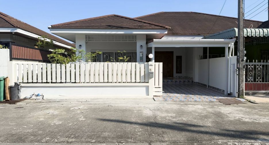 For rent 3 bedrooms house in Mueang Phuket, Phuket