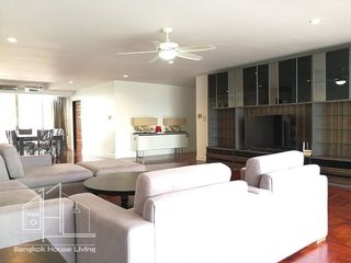 For rent 3 bedrooms apartment in Khlong Toei, Bangkok