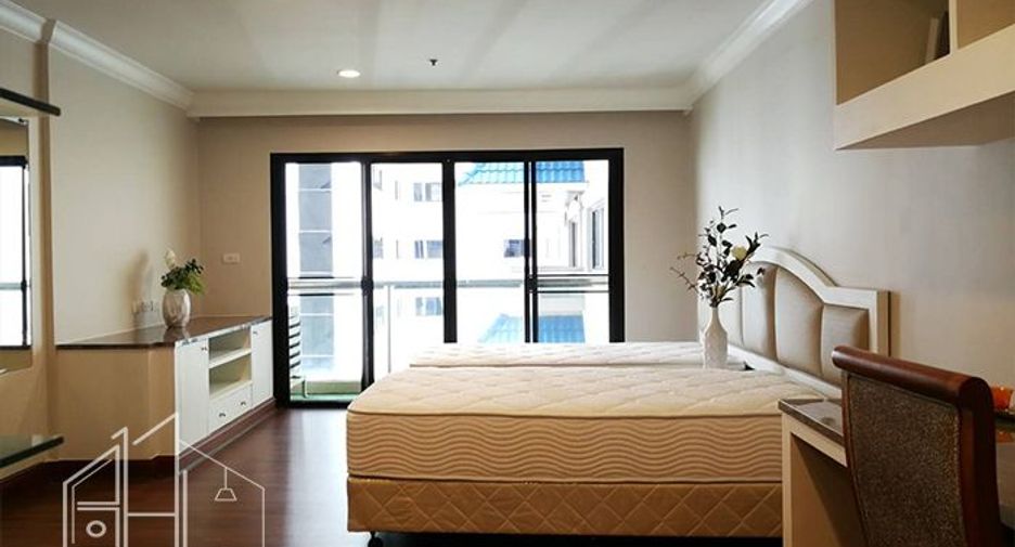 For rent 3 ベッドルーム condo in Watthana, Bangkok