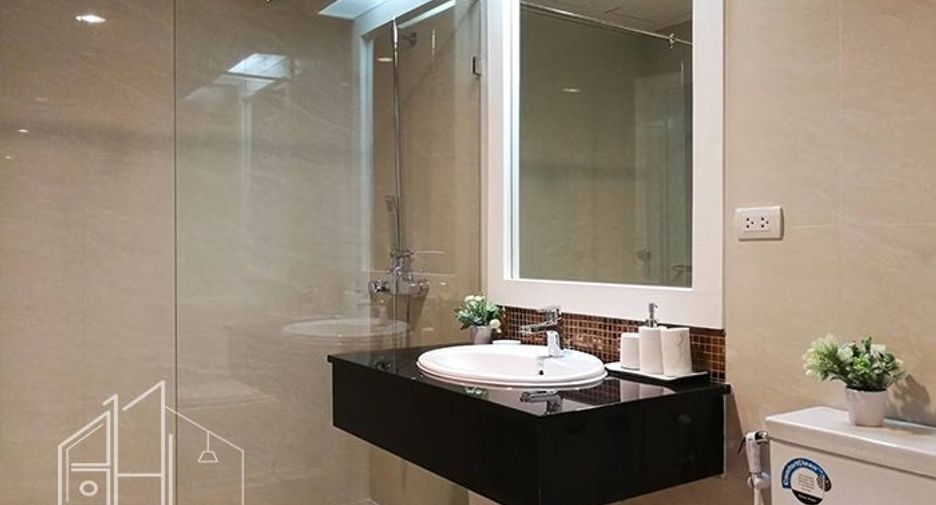 For rent 3 ベッドルーム condo in Watthana, Bangkok