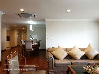 For rent 3 bedrooms condo in Watthana, Bangkok