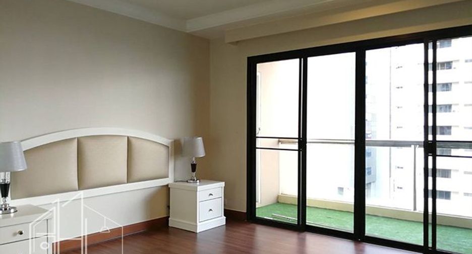 For rent 3 ベッドルーム condo in Watthana, Bangkok