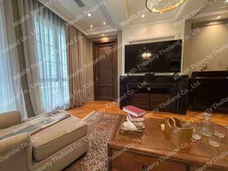 Casa en venta de 4 habitaciones en Watthana, Bangkok