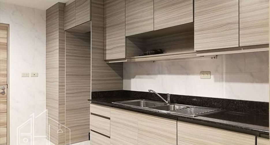For rent 3 ベッドルーム apartment in Watthana, Bangkok