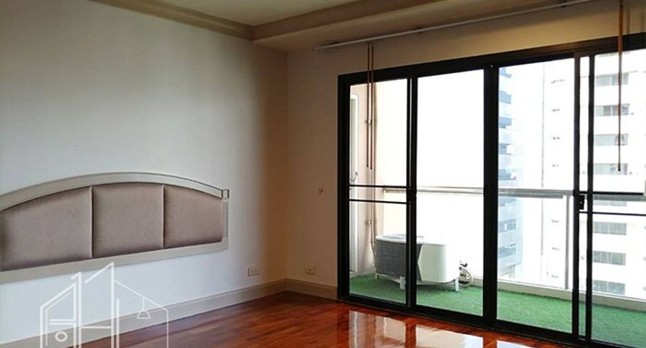 For rent 3 ベッドルーム apartment in Watthana, Bangkok