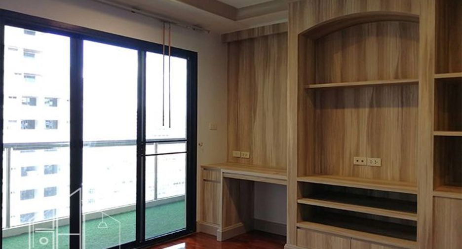 For rent 3 ベッドルーム apartment in Watthana, Bangkok