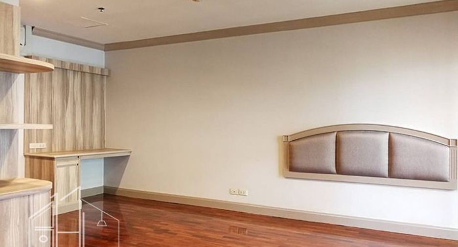 For rent 3 ベッドルーム apartment in Watthana, Bangkok