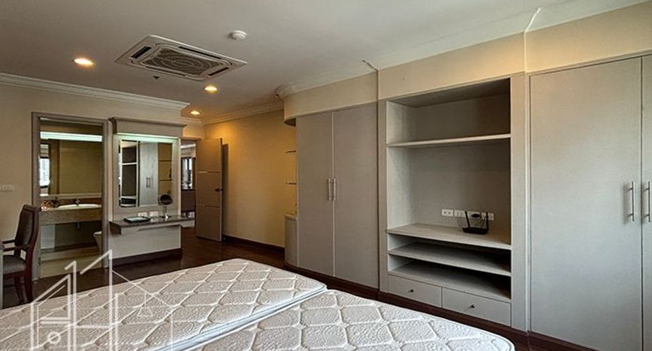 For rent 3 ベッドルーム apartment in Watthana, Bangkok