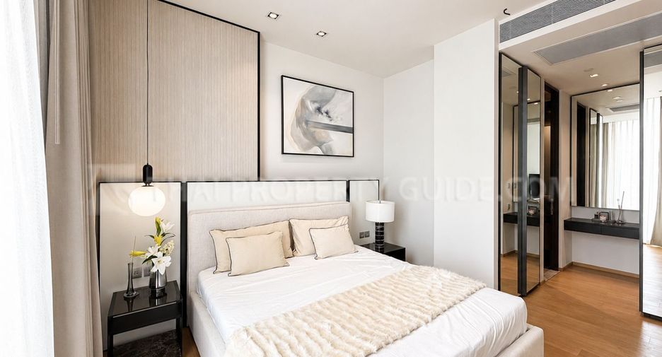 For rent 2 bedrooms condo in Pathum Wan, Bangkok
