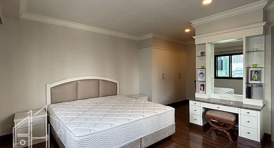 For rent 3 ベッドルーム condo in Watthana, Bangkok
