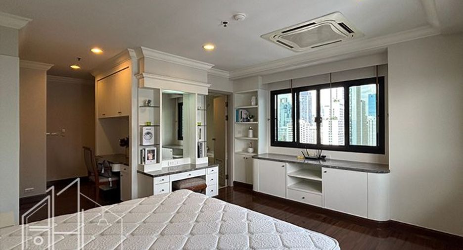 For rent 3 ベッドルーム condo in Watthana, Bangkok
