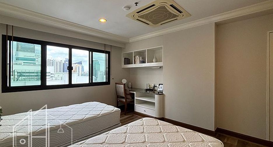 For rent 3 ベッドルーム condo in Watthana, Bangkok