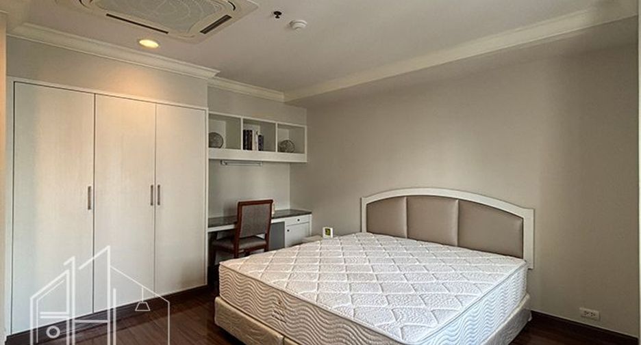 For rent 3 ベッドルーム condo in Watthana, Bangkok