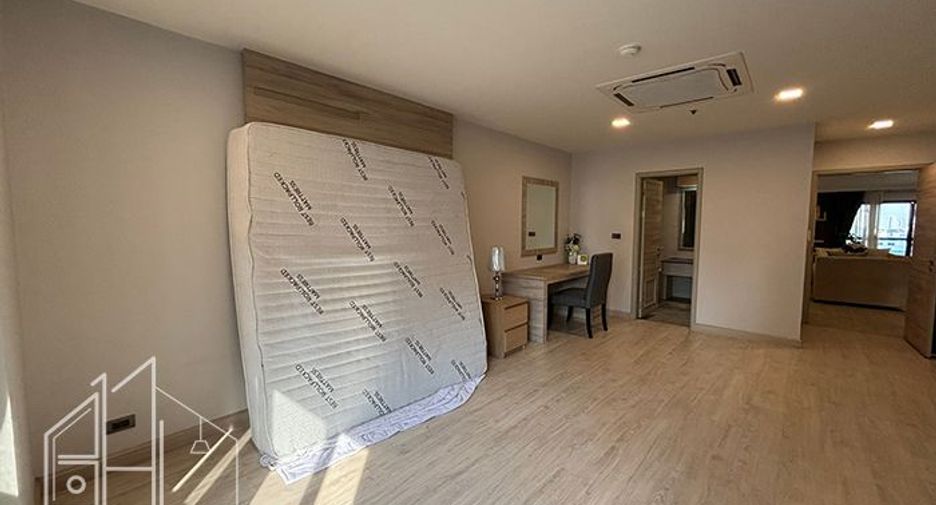 For rent 3 ベッドルーム condo in Watthana, Bangkok