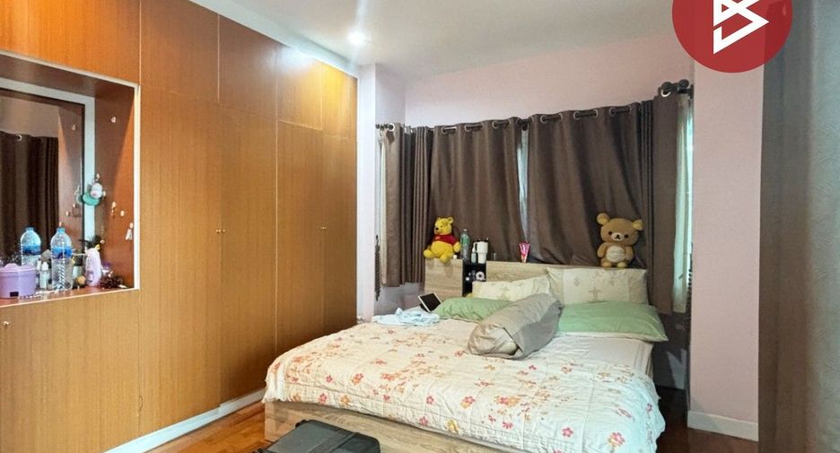 For sale 6 bedrooms house in Mueang Chanthaburi, Chanthaburi