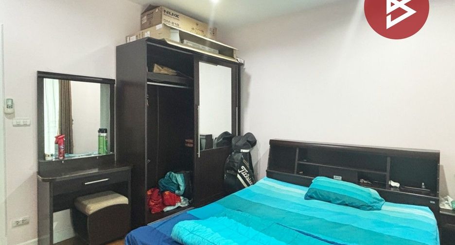 For sale 6 bedrooms house in Mueang Chanthaburi, Chanthaburi