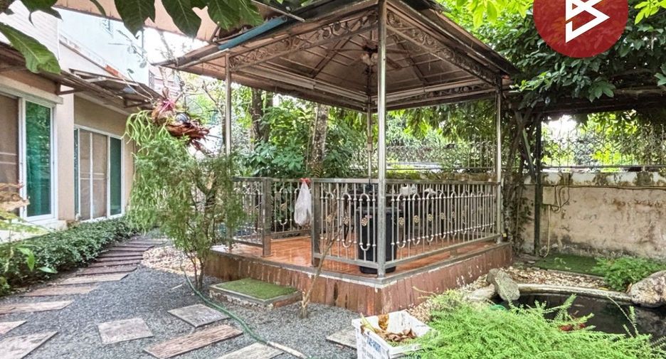 For sale 6 bedrooms house in Mueang Chanthaburi, Chanthaburi