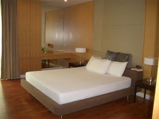 For rent 2 bedrooms apartment in Khlong Toei, Bangkok